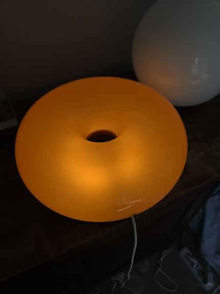 Ikea Varmblixt seinävalaisin