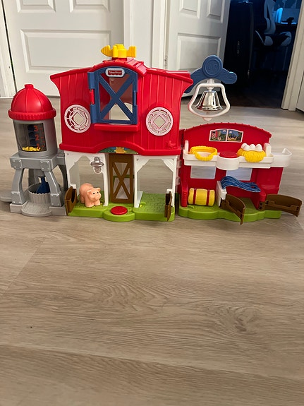 Fisher-Price Little People maatilaleikki
