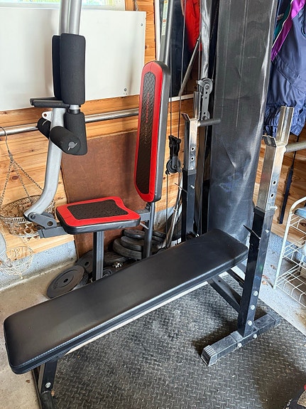 Weider monitoimitalja, punnerruspenkki, levytanko ja -painot