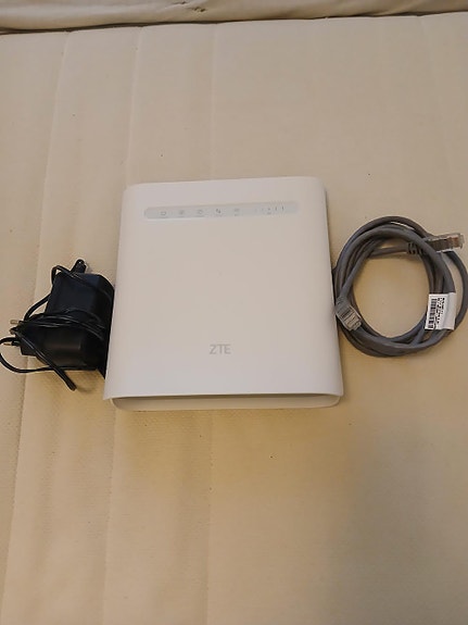 Langaton ZTE 4G Reititin, valkoinen