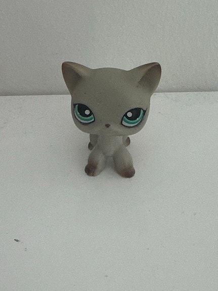 Littlest Pet Shop harmaa kissafiguuri | Ei aito |