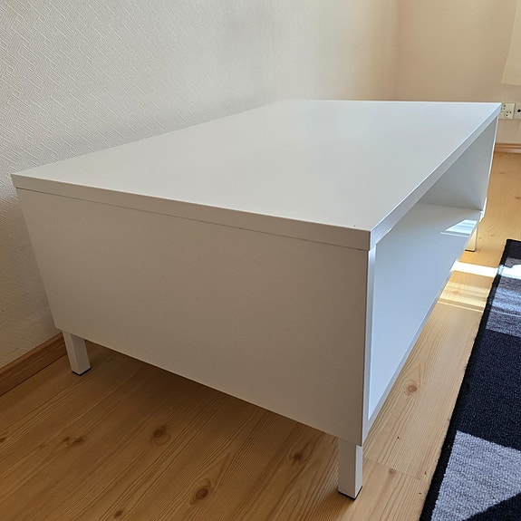 Sohvapöytä
