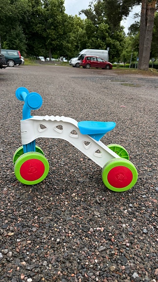 Potkupyörä / tasapainopyörä lapselle
