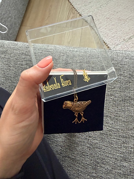 Kalevala hattulan lintu kaulakoru