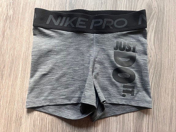 Nike Pro Drifit shortsit koko S