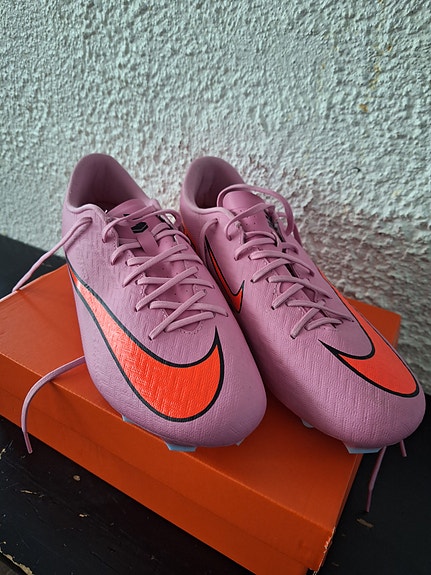 Nappikset Nike ZM Vapor 16 koko 42