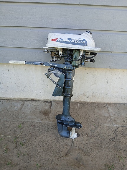 Evinrude yachtwin perämoottori osina/kokonaisena