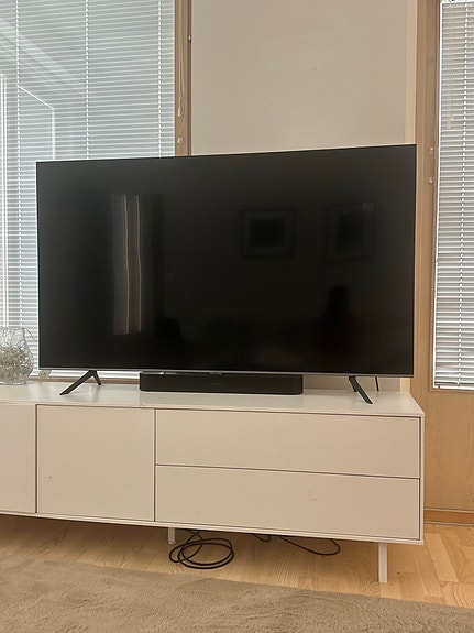 Samsung taulutelevisio musta