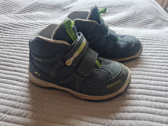 Viking goretex-kengät 29