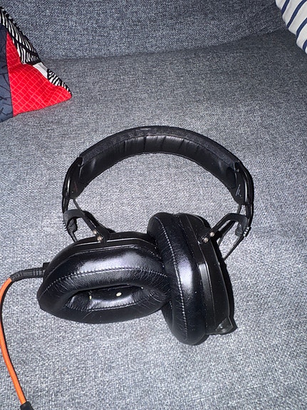 Roland V-moda studio/dj kuulokkeet