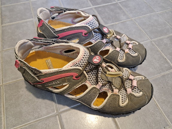 Merrell sandaalit