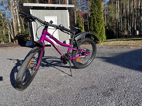 Merida lasten maastopyörä 20"