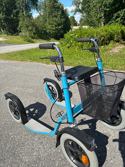 ESLA City Max potkulauta potkupyörä sininen