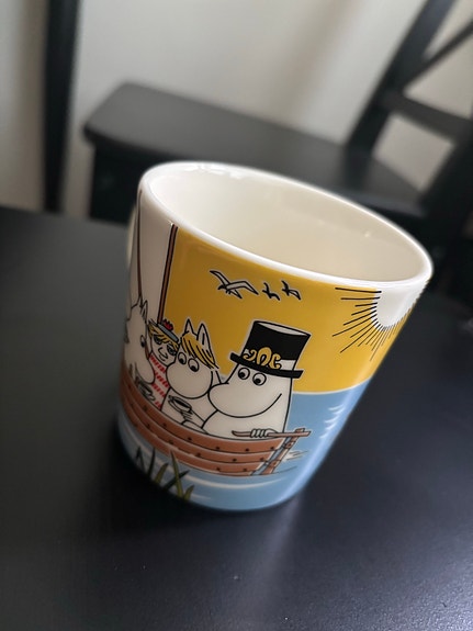 Purjehtien Tahmatassun ja Tuutikin kanssa -muumimuki