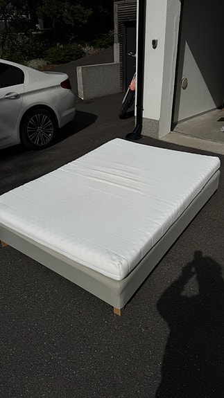 IKEA sänky ja patja 140cm