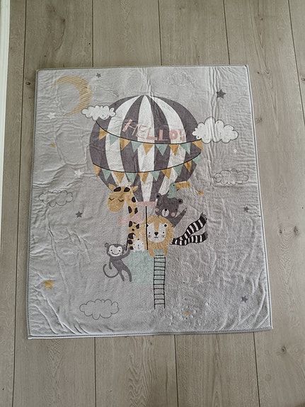 Lastenhuoneen matto