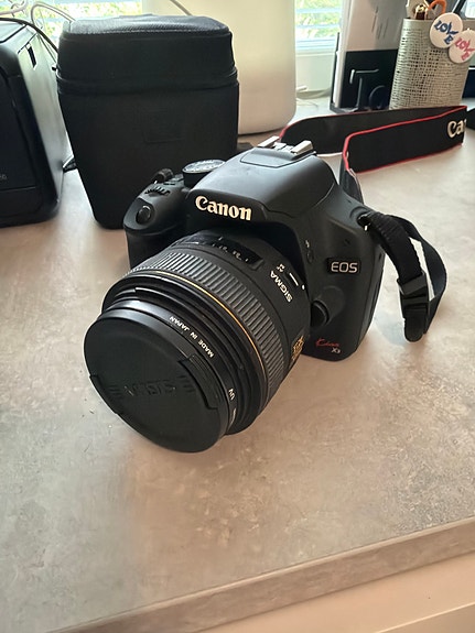 Canon EOS 500D ja 2kpl objektiivia