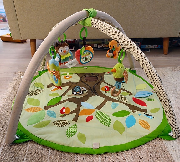 Skip Hop Treetop Friends leikkikaari / aktiviteettimatto