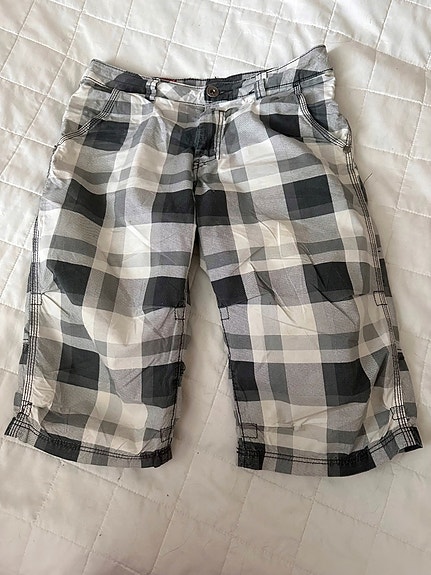 Poikien shortsit