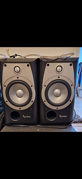 Infinity Alpha 20