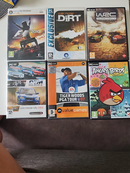 PC-pelipaketti auto- ja urheilupelejä + Angry Birds