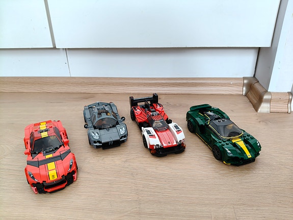 Lego autot