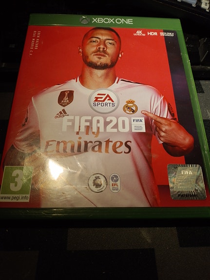 Xbox one pelit 4kpl