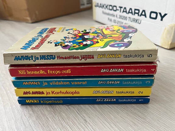 Aku Ankka taskukirjat, 5 kpl