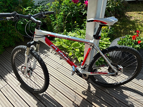 Maastopyörä, Cube Team LTD 26”