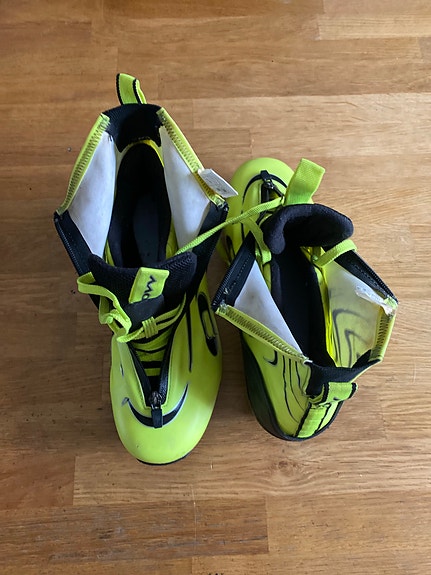 OW Premio 10 Classic hiihtomonot koko 42 keltainen-musta