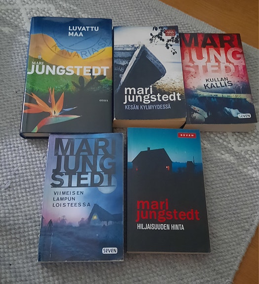 Mari Jungstedt dekkaripaketti 5 kirjaa