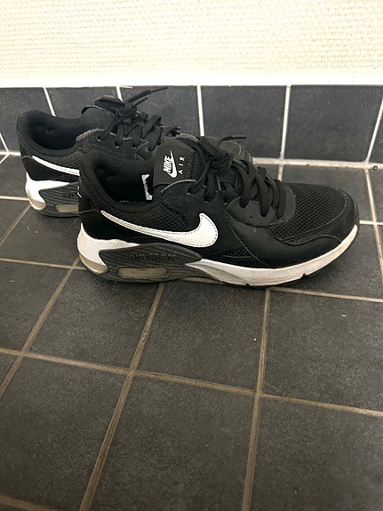 Nike air max excee 38