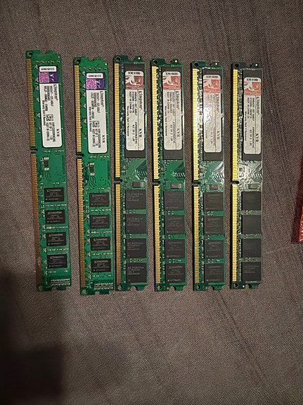 Kingston KVR DDR2 ja DDR3 RAM-muistitietokoneeseen