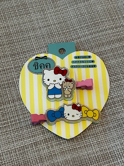 Hello Kitty hiuspinnit