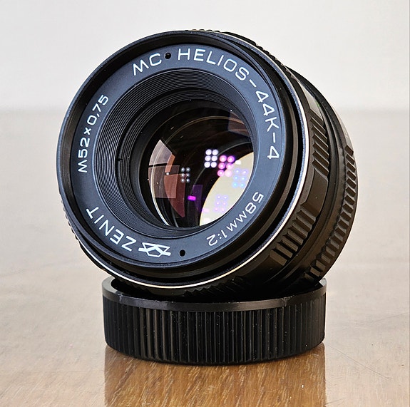 == Zenit MC Helios-44K-4 58mm f/2 - Pentax K Mount
