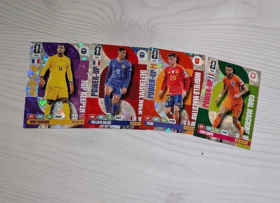 Panini Adrenalyn jalkapallokortit