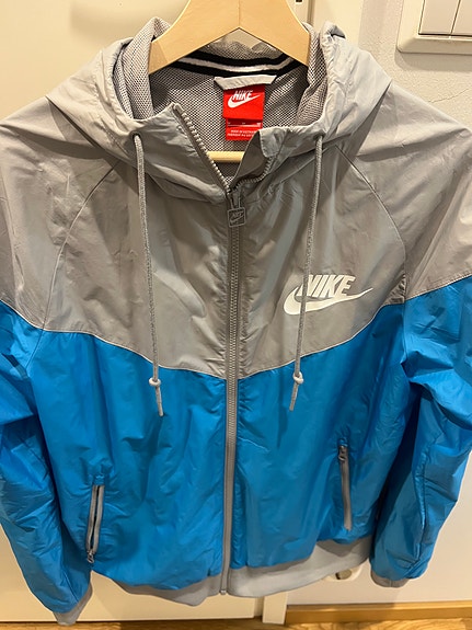 Nike tuulitakki