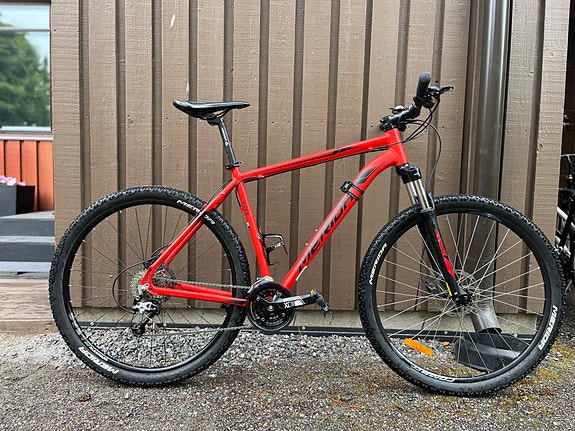 Merida BIG.NINE Viper maastopyörä 29" runko L punainen