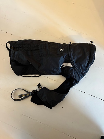 Hurtta Summit Parka koiran talvitakki, koko 30 cm