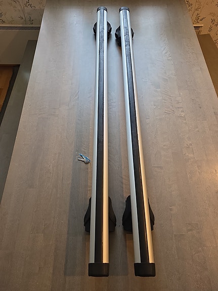 Thule kattotelineet (Octavia Combi 2 ja 3)