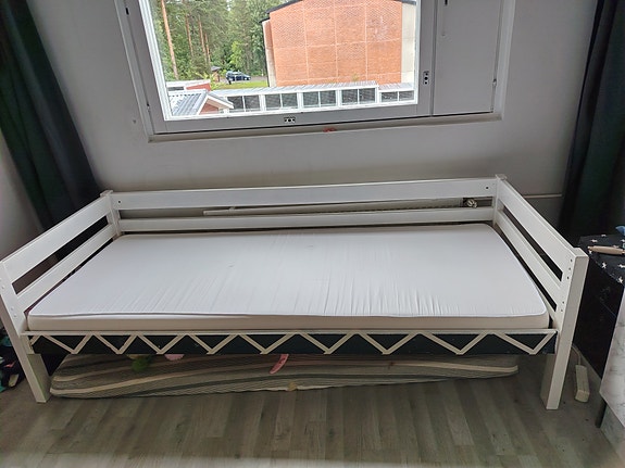 Sänky 80x200
