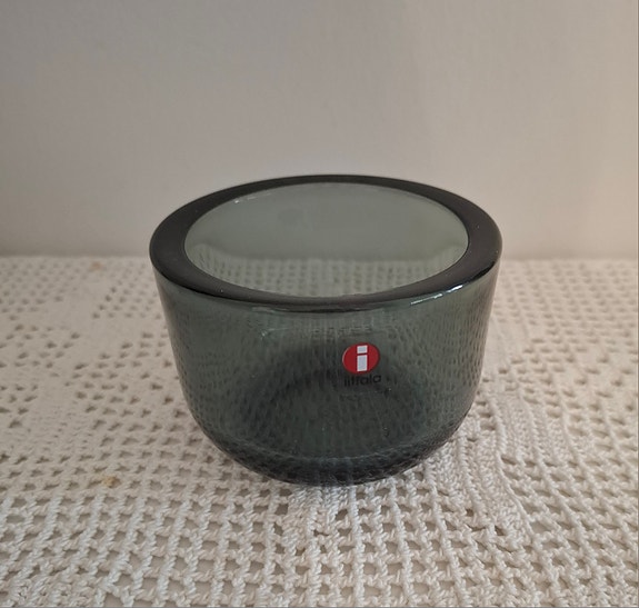 Iittala Valkea kynttilälyhty 60 mm harmaa