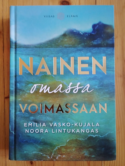 Nainen omassa voimassaan kirja