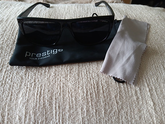Prestige aurinkolasit unisex