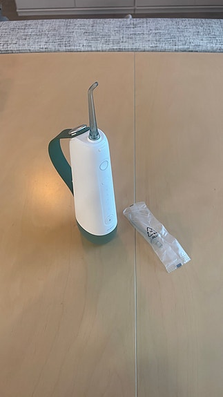 Oclean W10 -hammasvälipuhdistin