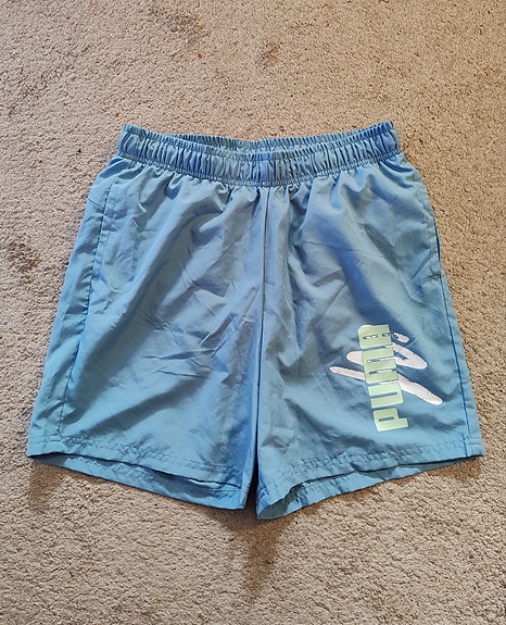 Puma shortsit