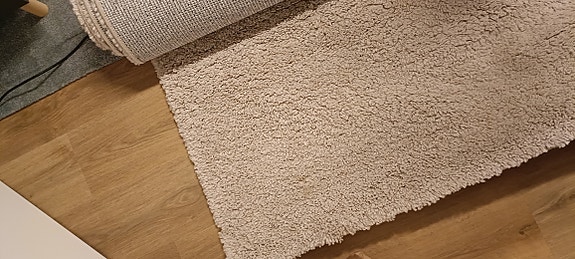 Rugvista Comfy Shaggy -nukkamatto beige