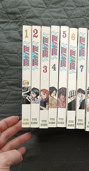 Bleach manga osat 1-7 (suomen kieli)