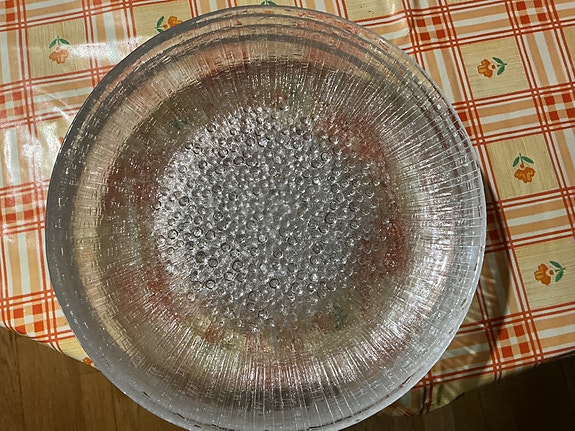 Iittala Ultima Thule lasit ja lautaset