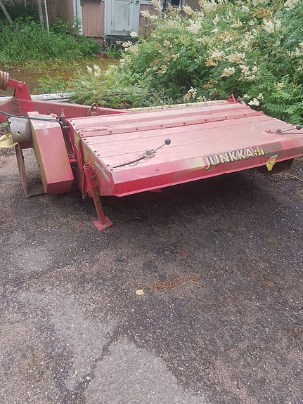 Junkkari LN 245 / NM-245 niittomurskain (vm. 1993)